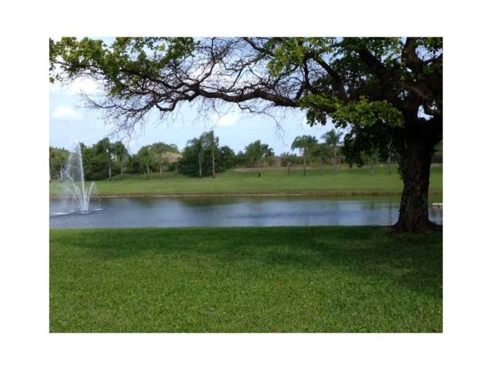 19 CROSSINGS CR # H, Boynton Beach, FL 33435