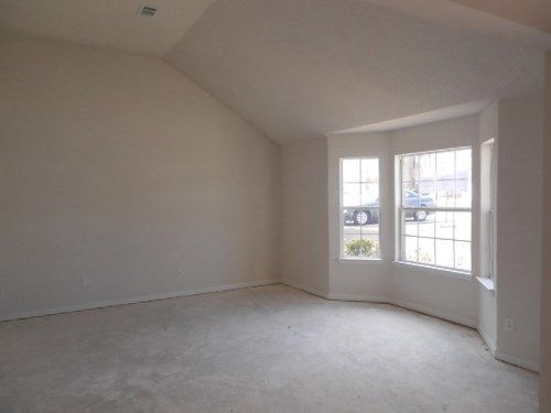 5923 Sunflower Ct, Ellenwood, GA 30294