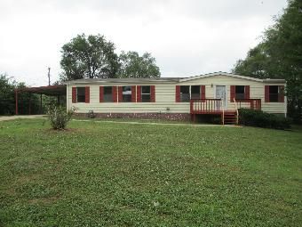 5733 Parks Rd, Cumming, GA 30041