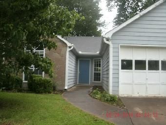7470 Hunters Ridge Dr, Douglasville, GA 30134