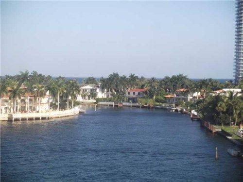 19667 NE TURNBERRY WY # 12-J, Miami, FL 33180