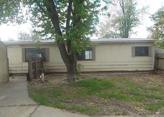 304 W 4th St, Sedgwick, KS 67135