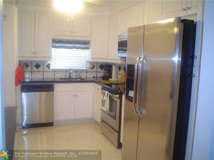 681 S Hollybrook Dr # 307, Hollywood, FL 33025