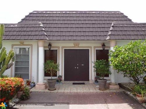 5316 BANYAN LN, Fort Lauderdale, FL 33319