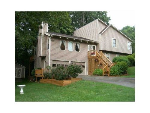 5062 Ravenwood Drive, Marietta, GA 30066