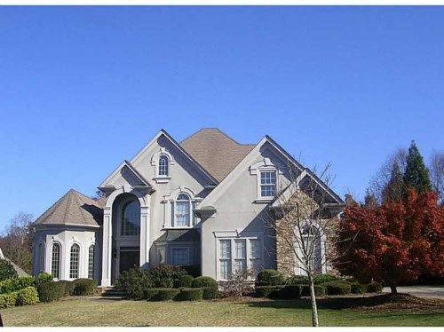 5820 Stoneleigh Drive, Suwanee, GA 30024