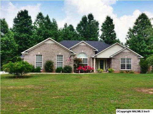 305 Wildwood Way, Somerville, AL 35670
