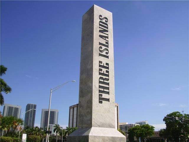 800 PARKVIEW DR # 403, Hallandale, FL 33009