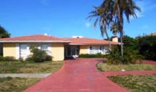 696 Snug Isle Clearwater Beach, FL 33767