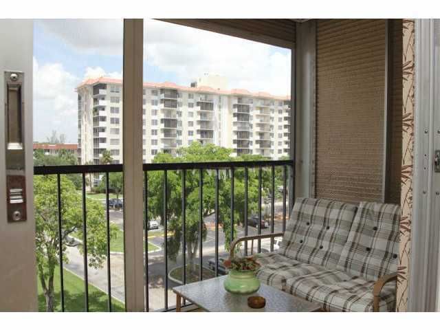 4160 INVERRARY DR # 502, Fort Lauderdale, FL 33319