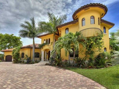 812 DIPLOMAT PW, Hallandale, FL 33009