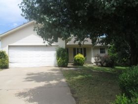3820 Winterlake Drive, Benton, AR 72015