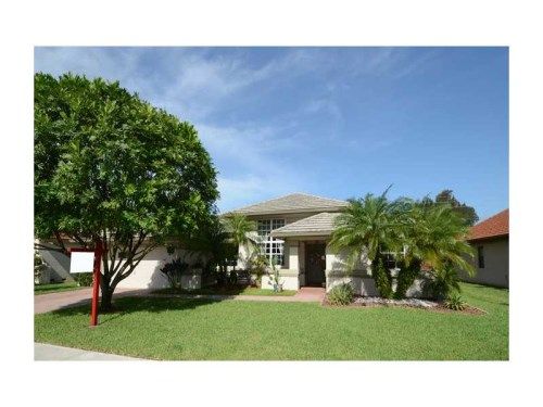3331 OVERLOOK RD, Fort Lauderdale, FL 33328