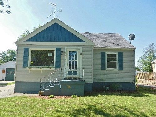 1334 Colfax Ave, Grand Haven, MI 49417