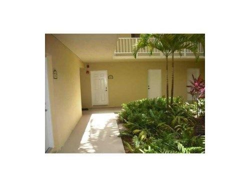 18111 68 AV # H-103, Hialeah, FL 33015