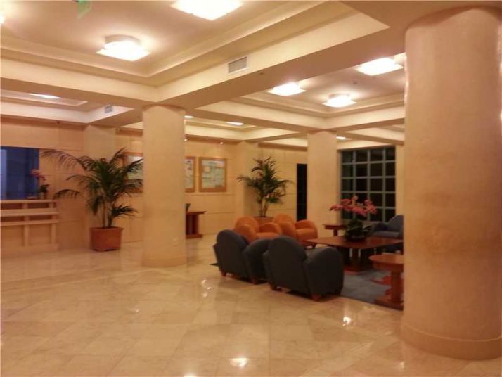 1500 Ocean Dr # 1010, Miami Beach, FL 33139