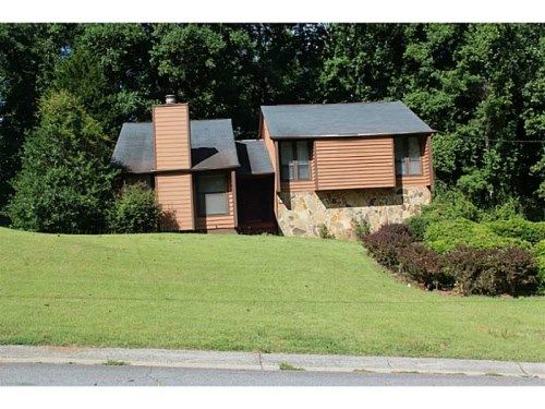 70 Saratoga Drive, Lawrenceville, GA 30044