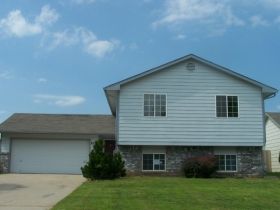 8214 W Aberdeen St., Wichita, KS 67212