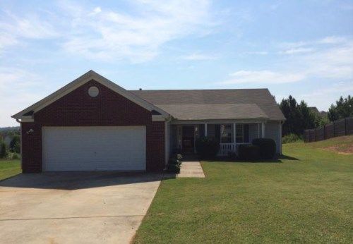 5487 Katherine Village Dr, Ellenwood, GA 30294