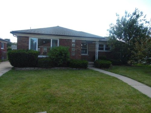 23835 Wilmot Ave, Eastpointe, MI 48021