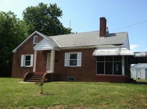 1613 Dupuy Rd, Petersburg, VA 23803