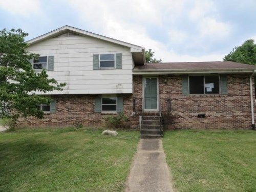 10 Dogwood Dr, Fort Oglethorpe, GA 30742