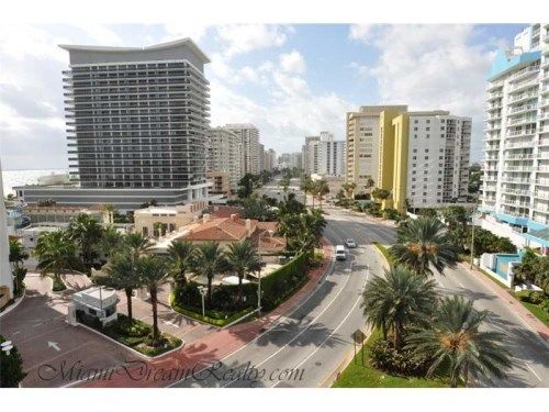 6000 COLLINS AV # 542, Miami Beach, FL 33140
