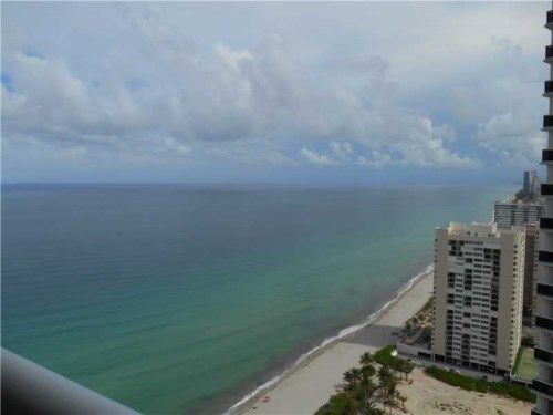 1830 S OCEAN DR # 3205, Hallandale, FL 33009