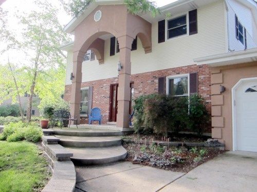 6S571 Bridlespur Drive, Naperville, IL 60540