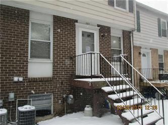 527 W Diamond Ave #13, Gaithersburg, MD 20877