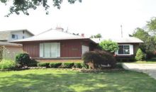 19827 Salisbury St Saint Clair Shores, MI 48080