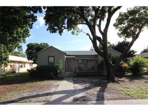 55 SW 12TH ST, Dania, FL 33004