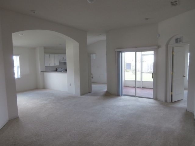 1017 View Pointe Dr, Lake Wales, FL 33853