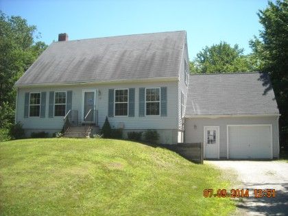 50 Chicoine Ave, Auburn, ME 04210