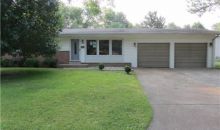 2432 Saint Roberts Ln Saint Charles, MO 63301