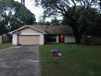 1105 Ridgefield Dr, Valrico, FL 33594