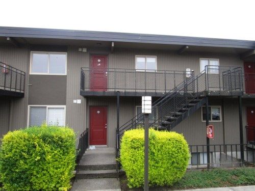 1102 S 27th Street Unit C-302, Tacoma, WA 98409