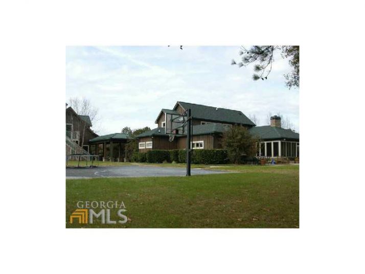 756 Brooks Woolsey Road, Brooks, GA 30205