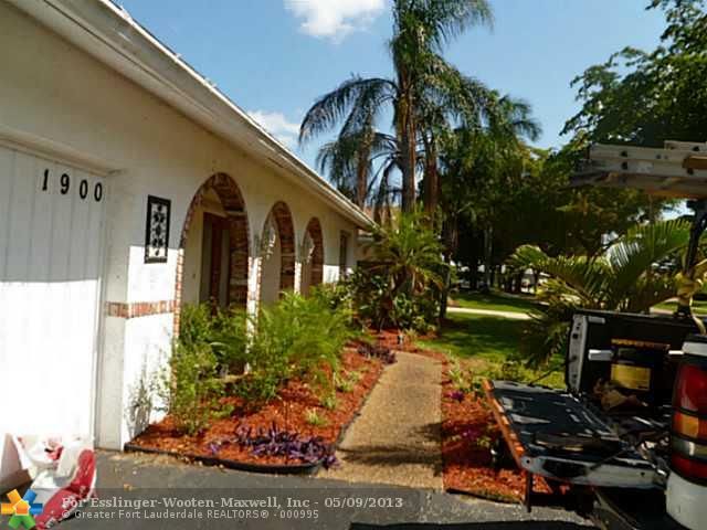 1900 SW 69TH AVE, Fort Lauderdale, FL 33317