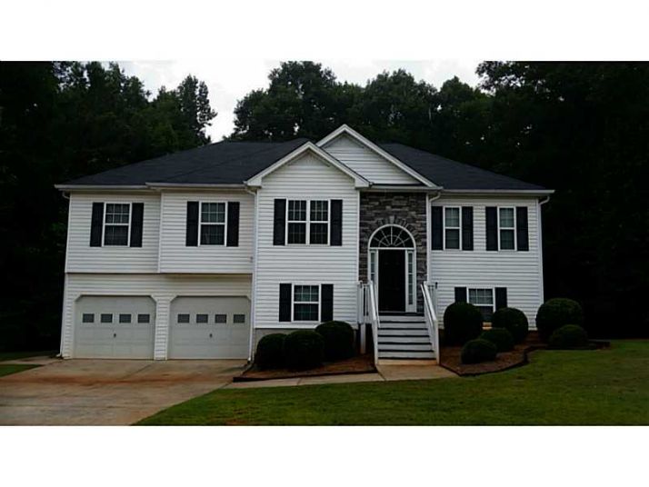 7551 Mountain Breeze, Douglasville, GA 30134