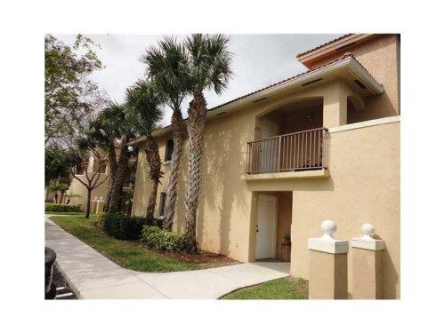 7820 NW 7 ST # 204-B, Hollywood, FL 33024