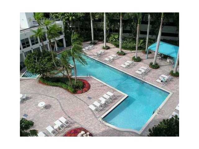 3600 MYSTIC POINTE DR # 1704, Miami, FL 33180