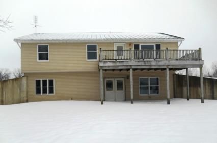 6622 S 1300 W, Mentone, IN 46539
