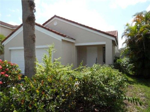 1507 ESTANCIA CR, Fort Lauderdale, FL 33327