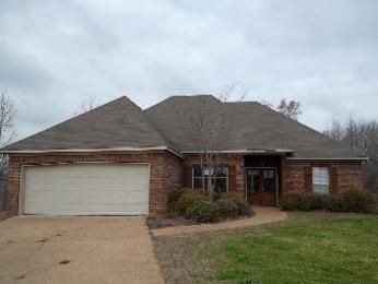 106 Glenrose Court, Canton, MS 39046