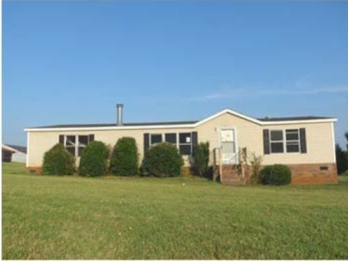 127 Village Point D, Statesville, NC 28625