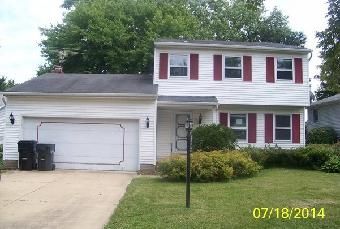 223 Naples Dr, Elyria, OH 44035