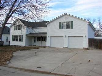 306 W 8th St, Neligh, NE 68756