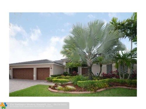 276 LANDINGS BLVD, Fort Lauderdale, FL 33327