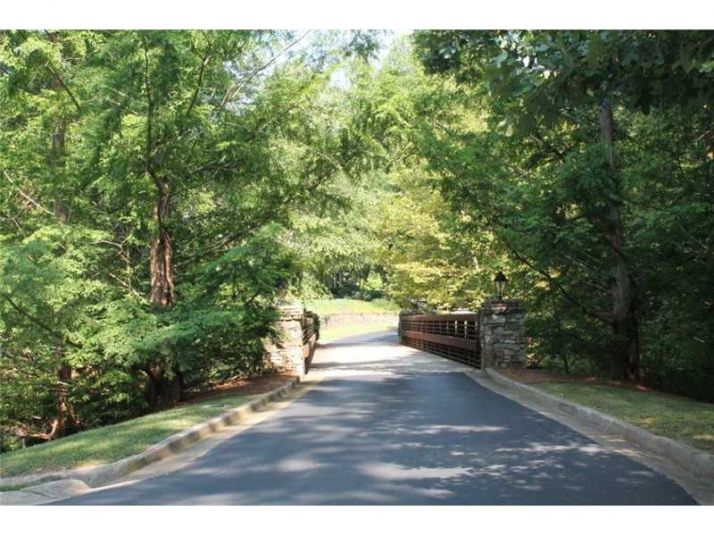 3762 Rock Ivy Trail, Roswell, GA 30075